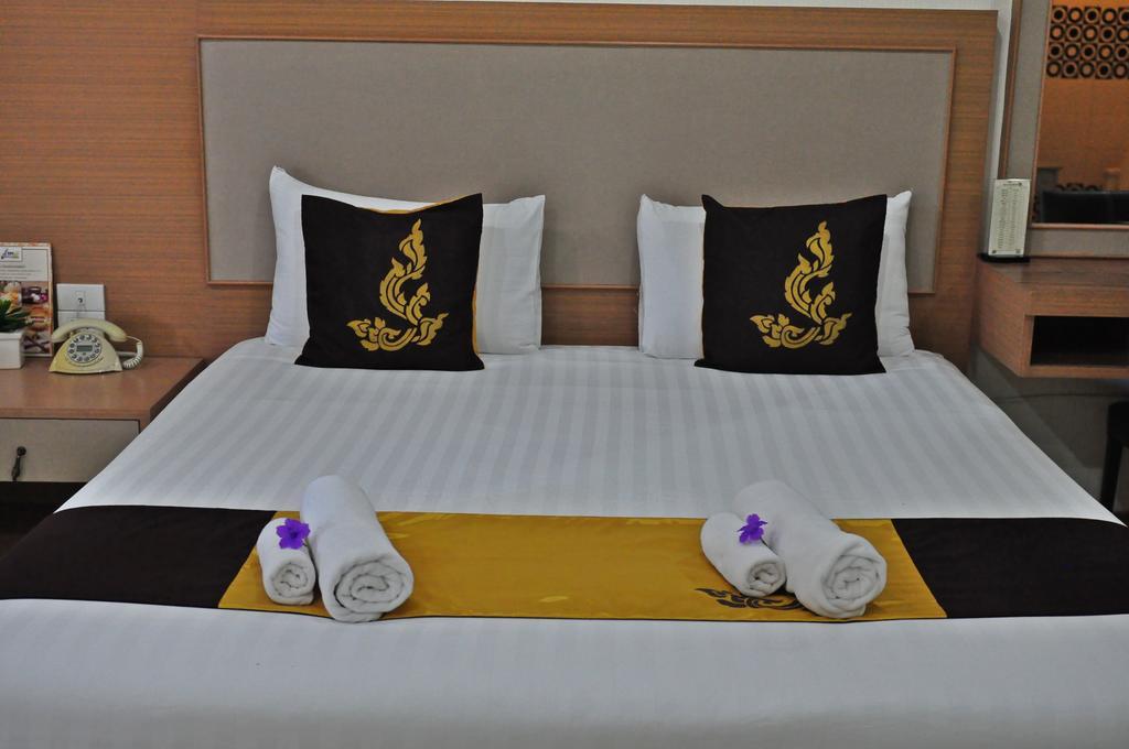 Ban Tha Ramat 111 Resort & Spa מראה חיצוני תמונה